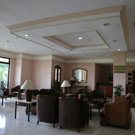 Sunrise Holiday Mansion Tagaytay City Exteriér fotografie