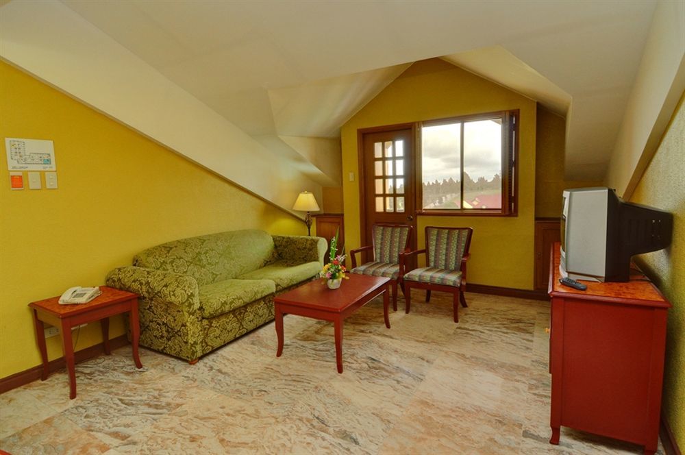 Sunrise Holiday Mansion Tagaytay City Exteriér fotografie