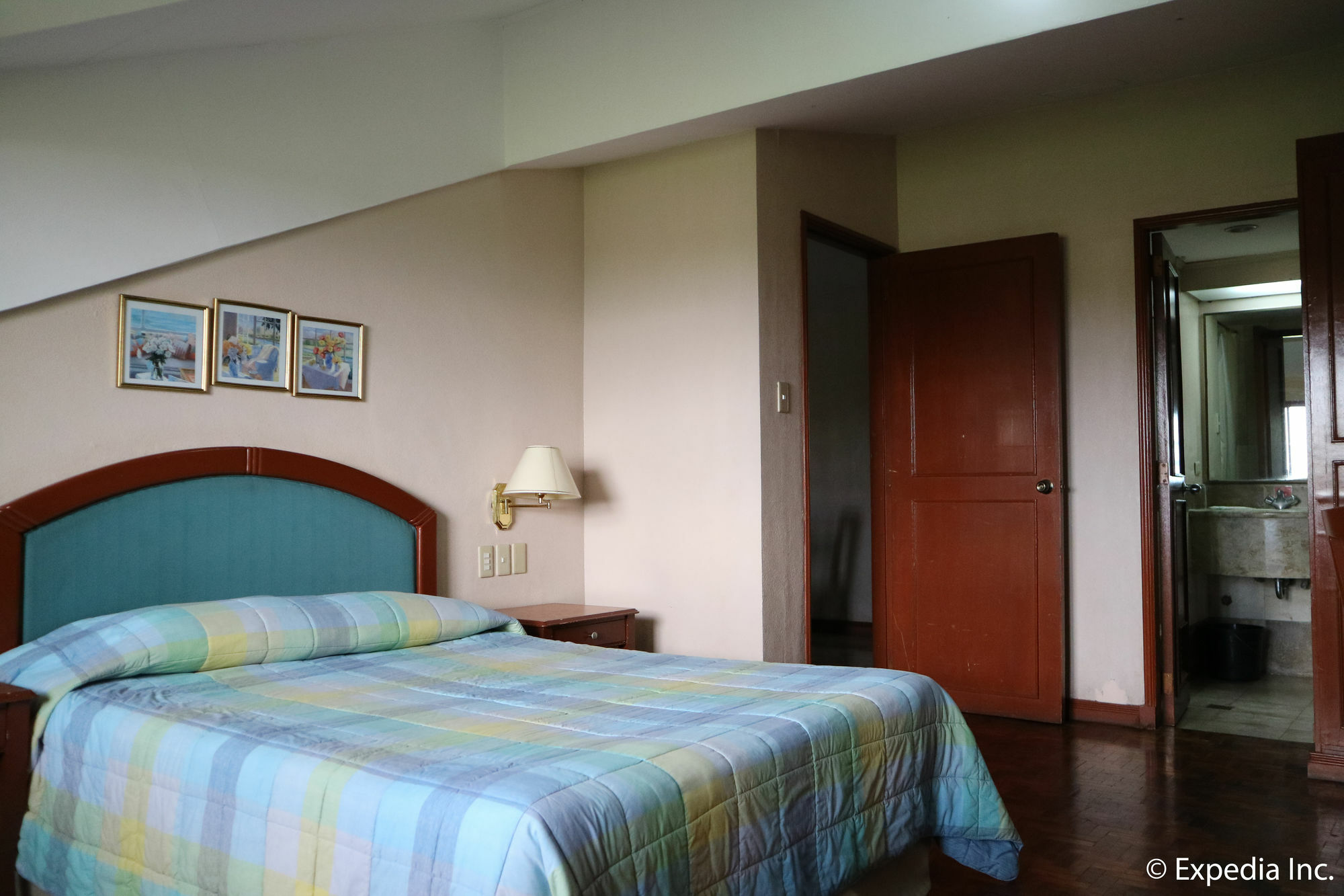 Sunrise Holiday Mansion Tagaytay City Exteriér fotografie