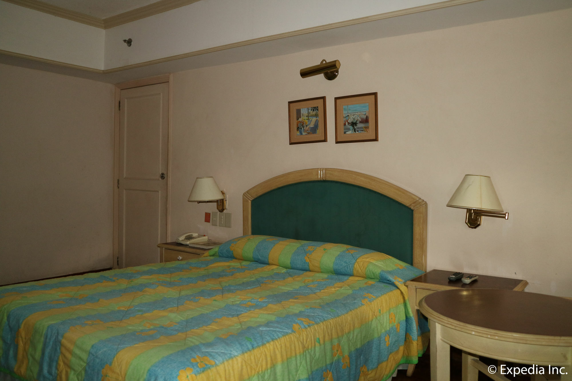Sunrise Holiday Mansion Tagaytay City Exteriér fotografie