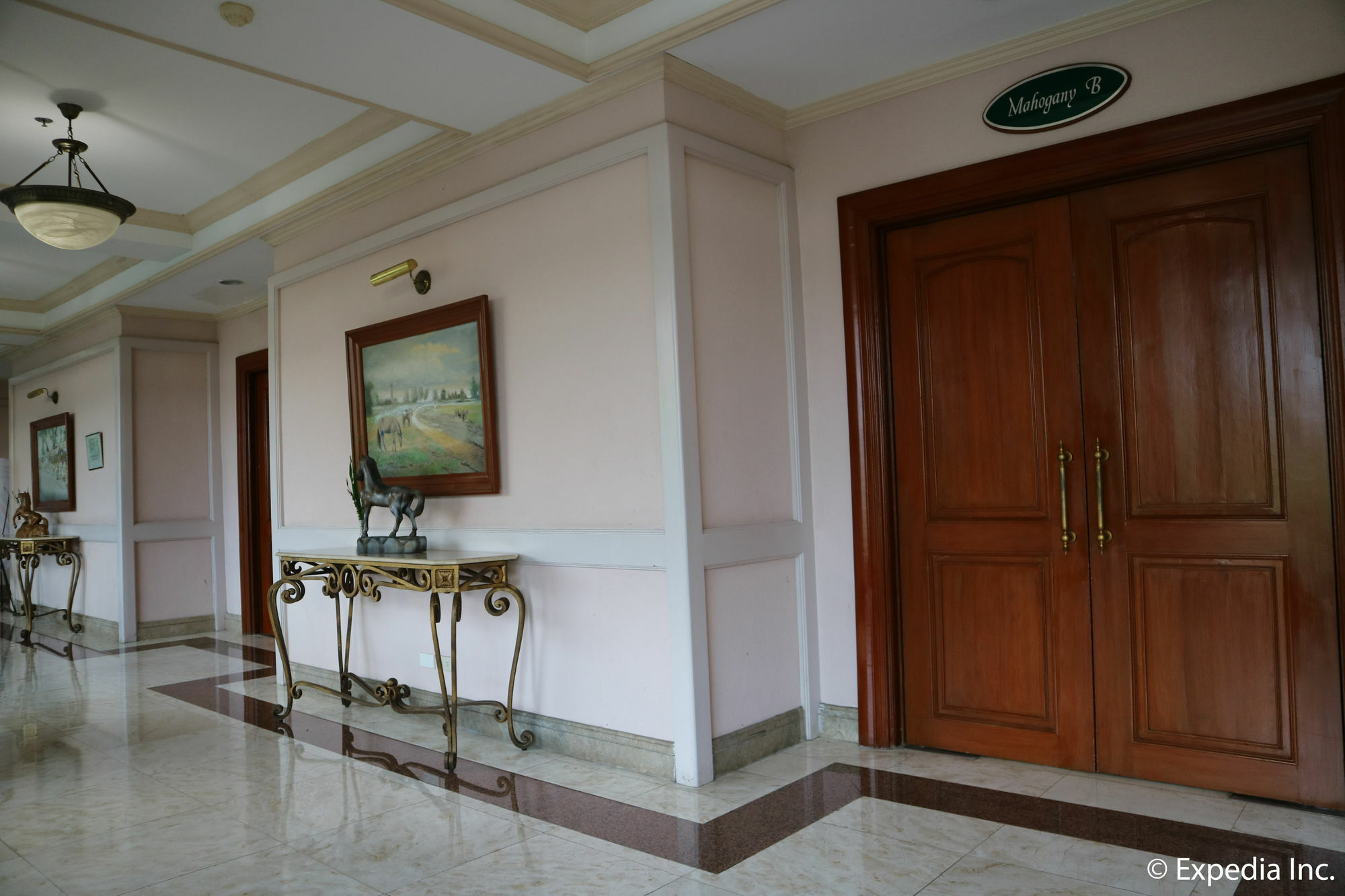 Sunrise Holiday Mansion Tagaytay City Exteriér fotografie